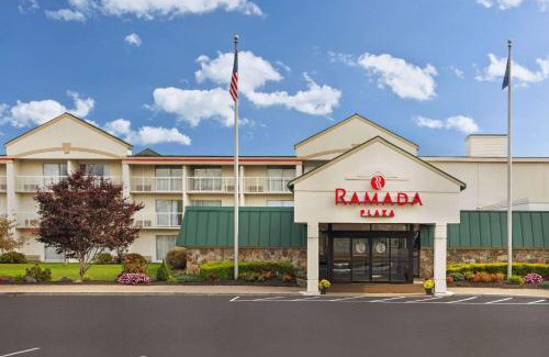 Nasons Corner Hotel | Ramada Plaza by Wyndham Portland