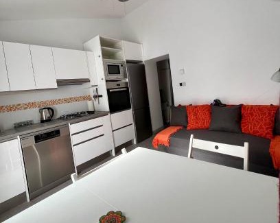 Locaiba Apartment | Rambla Retreats Apartment Naranja in a beautiful location with pool & hot tub