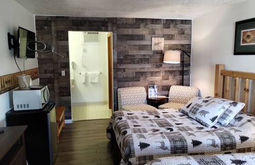Ohiopyle Hotel | Ramcat | 1BR,1BA, Cabinesque Hotel in Ohiopyle