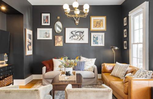 Travis Heights House | Ramsey by AvantStay Modern Character Home in Austin w Pool