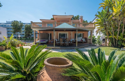 Alcudia Villa | RAN DE MAR Villa First sea line for 8 persons WiFi and AC