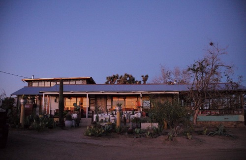 Joshua Tree House | Ranch & guest house on 60 Acers. Spectacular views and spacious living.