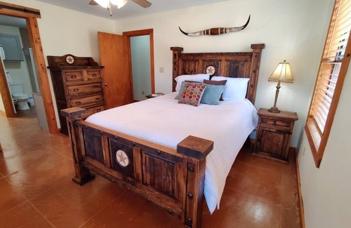 Johnson City House | Ranch House + Cabin w/ Fire Pit + Hot Tub