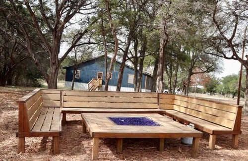 Lampasas House | Ranch Retreat