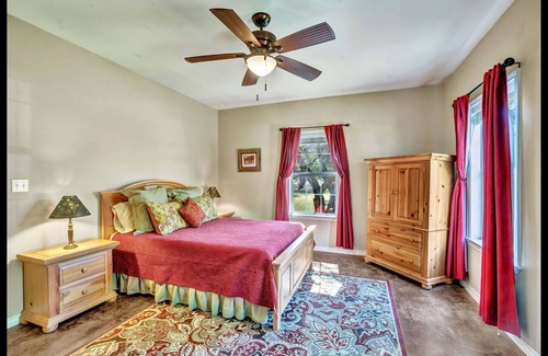 Fredericksburg Villa | Ranch Villa & Vineyard in the Hill Country