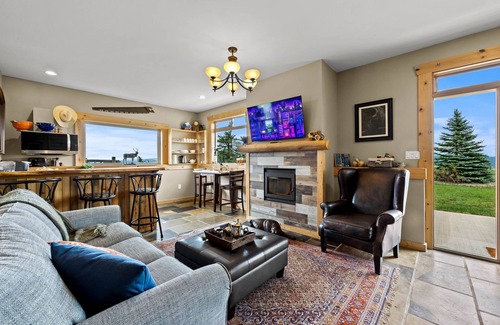 Kamloops House | Ranchland Private Suite on 80 acre ranch, 15 min from Kamloops!
