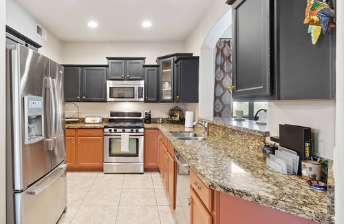 Miramonte House | Rancho Villa - Southwestern home in Rancho Manana