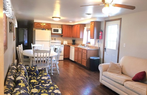 Coldwater House | Randall Lake property w beach, kayaks & dock