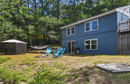 Parsonsfield Villa | RANDALL LAKE RETREAT-LIMIT 7 villa