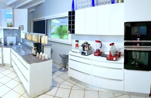 Orient Bay Apartment | RANDOM LISTING