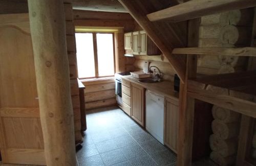 Mandjala House | Rannamaa Holiday Home
