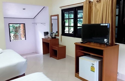 Kapoe Hotel | Ranong Resort and Laguna
