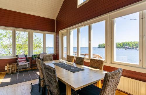 Kotka Villa | Rantakari Cottage