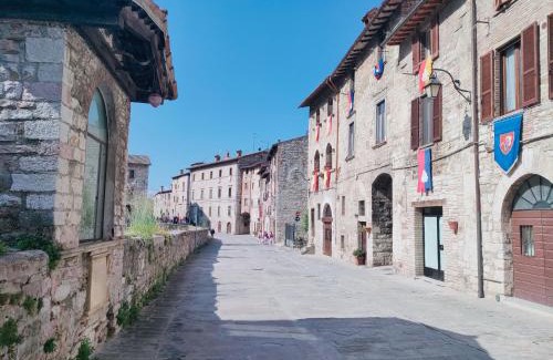 Gubbio Bed & Breakfast | Raphael house