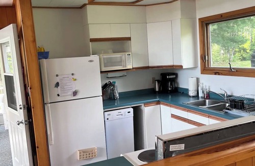 Northern Ontario Cabin | Rare Beachfront Cabin in Clearwater Bay, only 25 min from Kenora. Pet friendly!