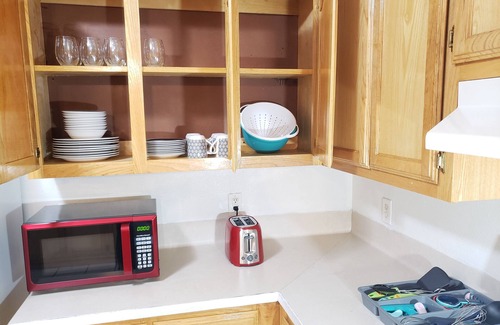 Edinburg Apartment | ✅ RARE FIND! centrally located !