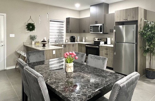 Mission Apartment | Rare Find Peaceful getaway on Shary Rd