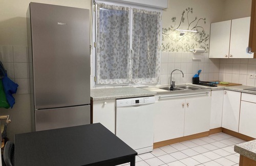Downtown Angers Apartment | Rare in ANGERS. Heart of town 2bedrooms 2bathrooms 2wc+ Parking