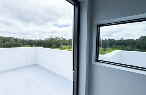 Citrus Park House | Rare Luxury 4-bedroom house in charming Tampa with WiFi, AC