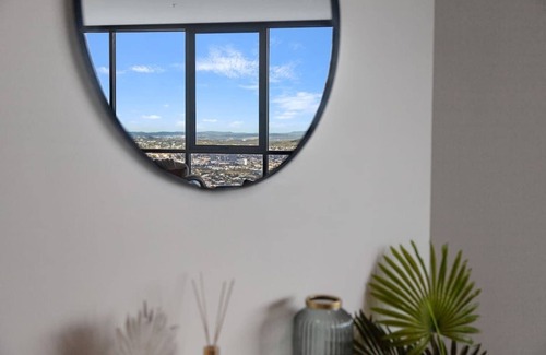 Brisbane Central Business District Apartment | Rare Ocean Views|Huge 4 Bedroom Sub Penthouse