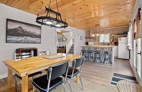 Val-des-Monts Cottage | Rarely offered 2 waterfront cottages with 2 hot tubs side by side!