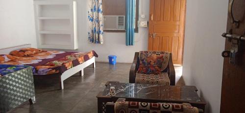 Faizabad House | Rashi home stay