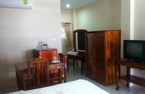 Lop Buri Hotel | Ratchaphruek Resort