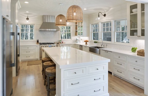 Pepin County House | RATED ONE OF THE TOP VRBO'S IN MN MONTHLY MAGAZINE! INTERIOR DESIGNER OWNED