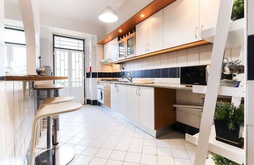 Santa Isabel Apartment | Rato Elegant By Homing