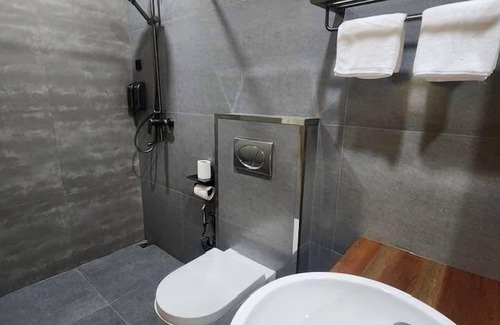 Rakeedhoo Hotel | Rattehi Inn at Rakeedhoo