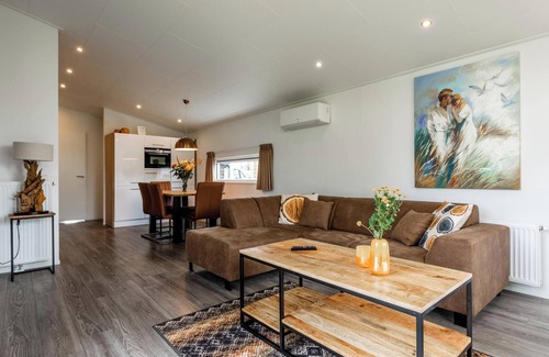 Gasthuis Resort | Ravenbosch - Three Bedroom Resort, Sleeps 6