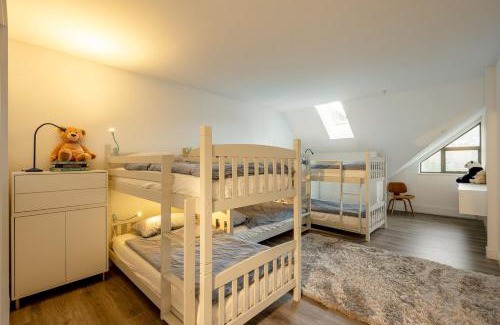 Blueberry Hill Apartment | Ravencrest 204 by Outpost Whistler