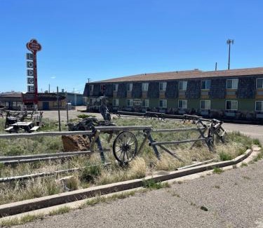 Rawlins Hotel | Rawlins Western Lodge