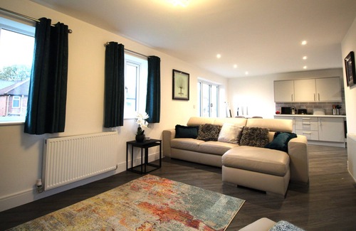 Ridgeway House | Rawmarsh - 2 Bed Bungalow - Large Enclosed Garden - Wheel Chair Accessible
