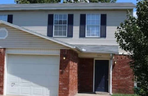 Fayetteville House | Razorback Moan Place - 7 min from Razorback Stadium