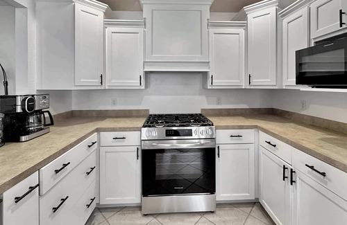 Fayetteville House | Razorback Retreat- 5 mi to University of Arkansas