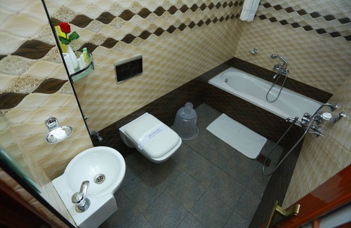 Neyyattinkara Hotel | RB Palace