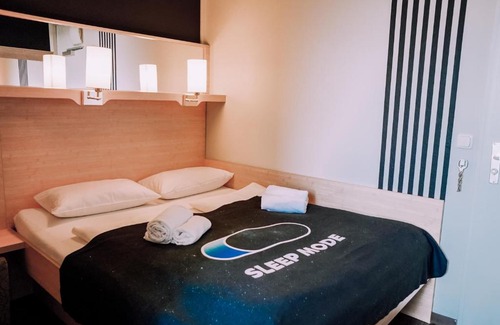 Bergedorf Bed & Breakfast | RCADIA Gaming House