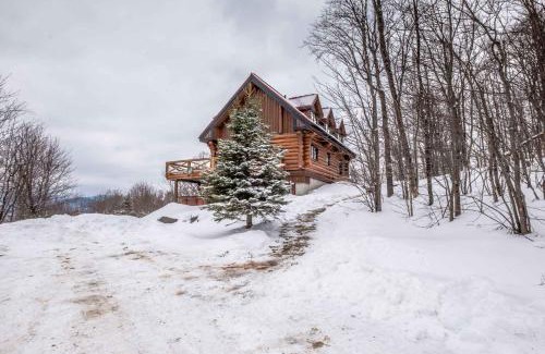 Lac Superieur Village Ski Chalet | RCNT Chalets Mont-Tremblant