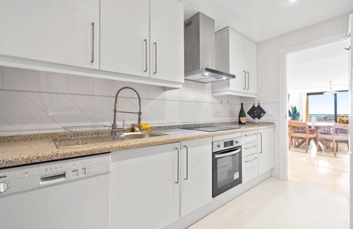 Benahavis Apartment | RDR492 - Beautiful Los Arqueros apartment sea views