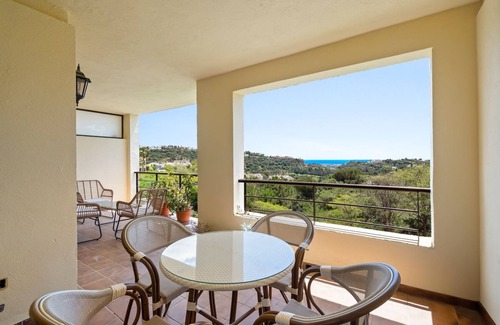 Benahavis Apartment | RDR492 - Beautiful Los Arqueros apartment sea views