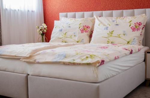 Nitra House | Reštaurácia s ubytovaním Mikov Dvor