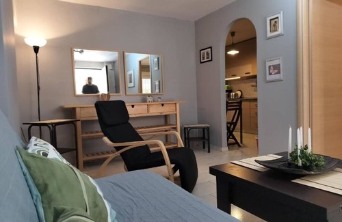 Nea Propontida Apartment | Rea Apartment by the Sea by Rentals Pro