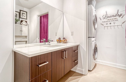 Plateau Condo | Ready to move in Loft - 10km from Downtown Ottawa