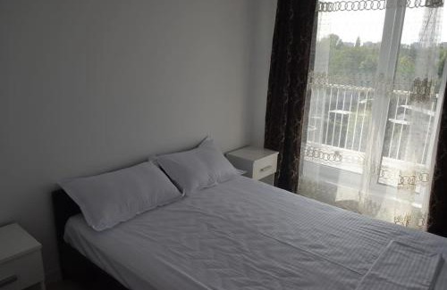Ploiesti Apartment | Real Residence -apartament cu 3 camere- Valeni 144