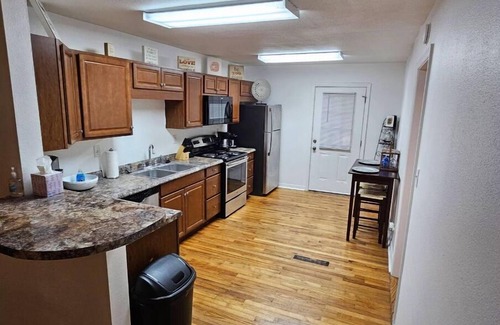 Chapel Ridge House | Really close to FSU, walking distance! 5 br/2 full bath, 8 min drive to Airport!