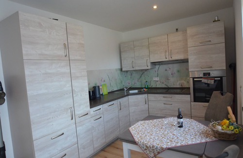 Oberglottertal Apartment | Reblaus first floor apartment with Black Forest view