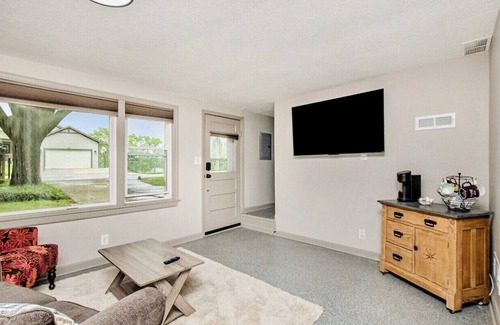 Smithville House | Recently remodeled home with bedrooms and living spaces on the ground floor