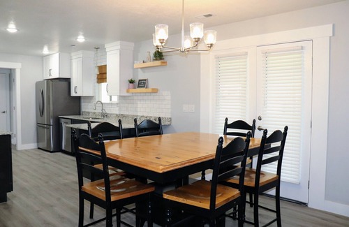 Lindon House | Recently Renovated, great location, close to freeway, lakes, slopes, and more.