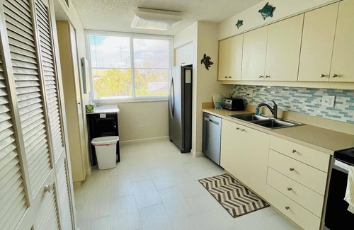 Longboat Key Condo | Recently Updated! Lovely 2 Bedroom Condo in Bayport Beach and Tennis Club